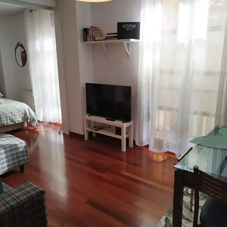 Apartamento Apartamento en Cimadevilla junto al Puerto Deportivo