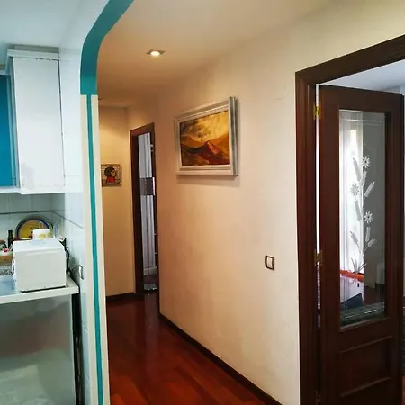 Apartamento Apartamento en Cimadevilla junto al Puerto Deportivo *