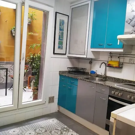 Apartamento en Cimadevilla junto al Puerto Deportivo Apartamento