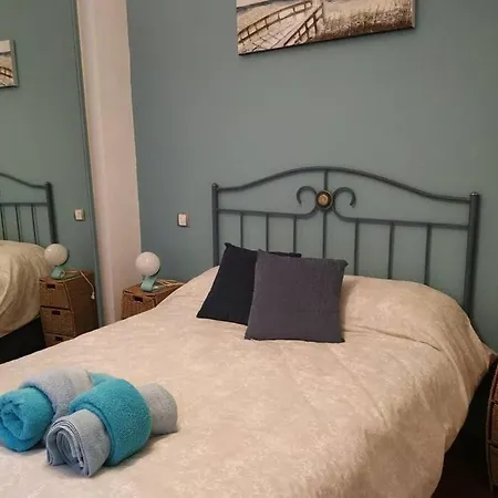 Apartamento Apartamento en Cimadevilla junto al Puerto Deportivo *