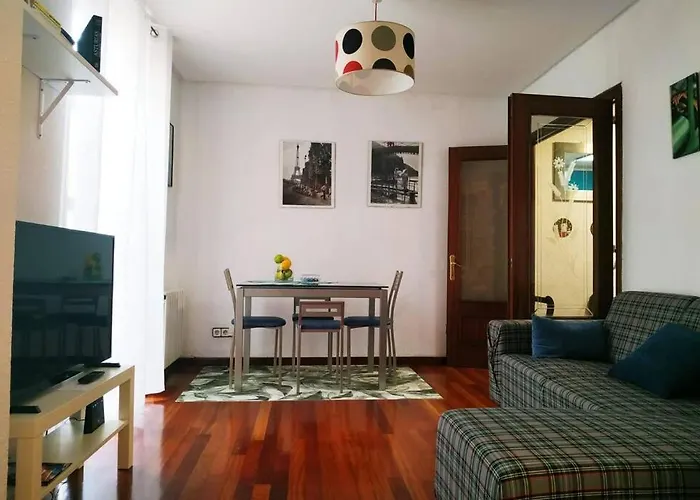 En Cimadevilla Junto Al Puerto Deportivo Apartman *