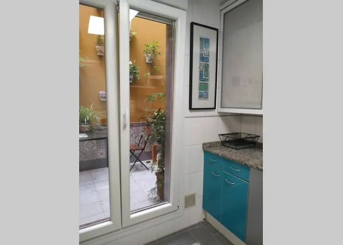 En Cimadevilla Junto Al Puerto Deportivo Apartman